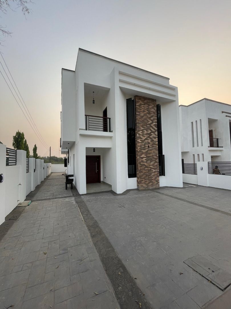 Modern residential building under construction in Lagos by local contractors